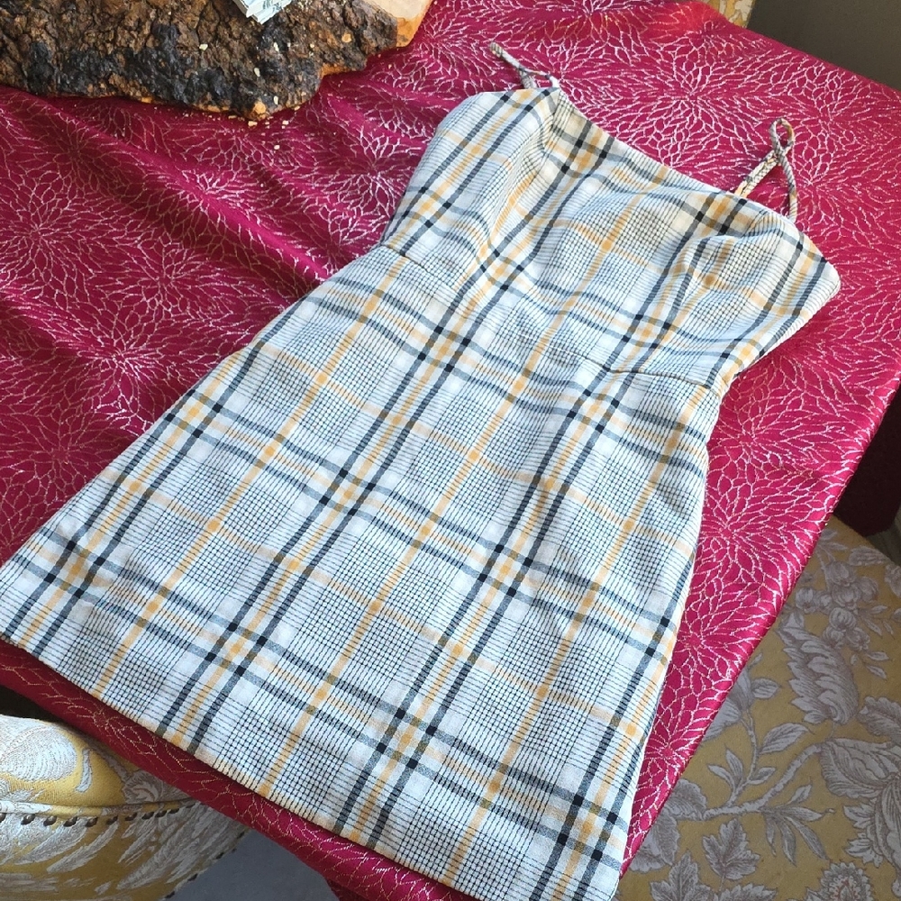 Wilfred Plaid Dress - Picture 2 of 6